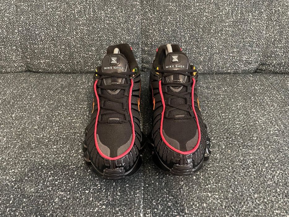 Sneakers NIKE Shox barbat nr 42