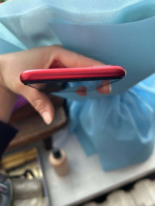 Айфон 11   64 гб