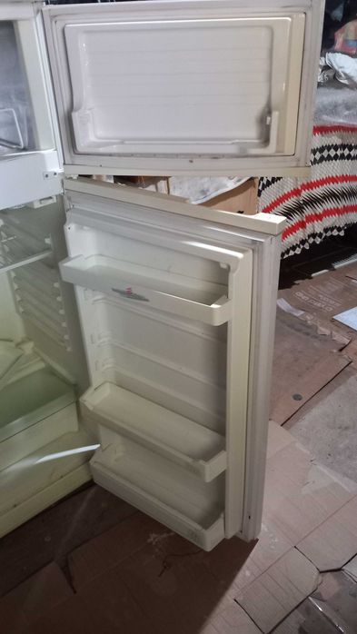 Vănd frigider de marcă stare perfectă .Preț 300 lei in BRĂILA