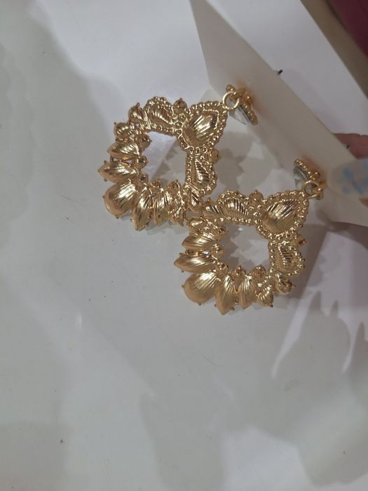 Дамски обеци с камъни