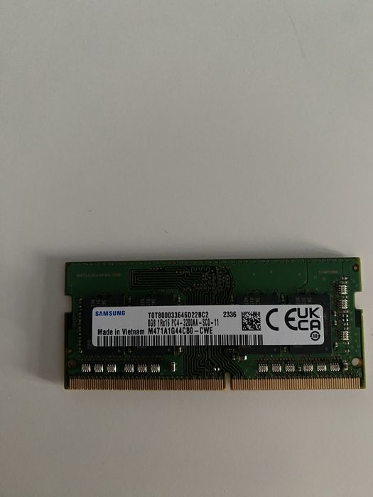Memorie RAM laptop Lenovo DDR4 – 2 plăcuțe de 8gb stare foarte bună