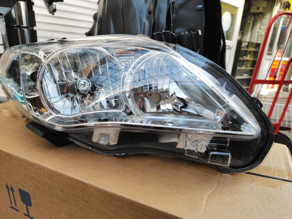 Фара Лексус RX 300