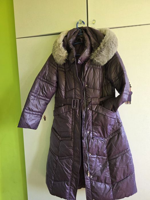 Зимно дълго дамско палто