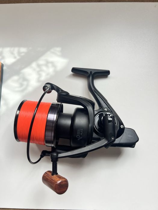 Vand 2 lansete crap si 2 mulinete