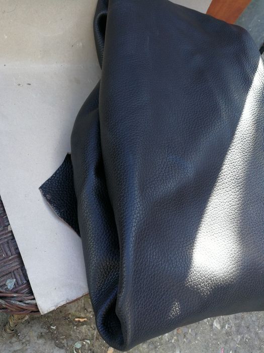 Material de lucru. Piele naturala.