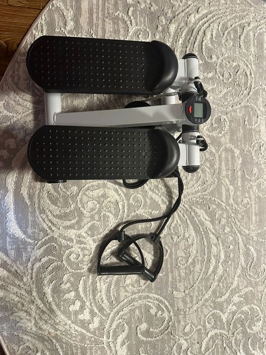 Продаю степпер в отличном состоянии