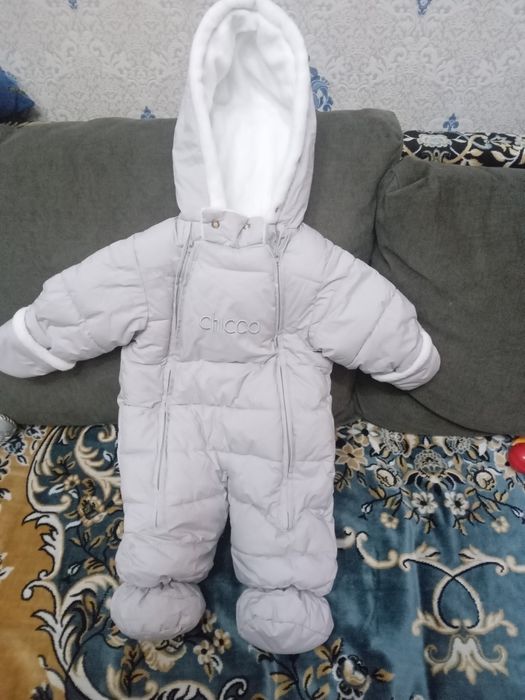 Детский комбенизончик до 1 ,1,5 года.цена 300 тыс.сум.