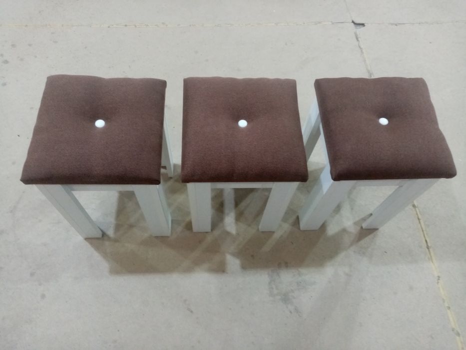 Продам новые кухонные табуретки!