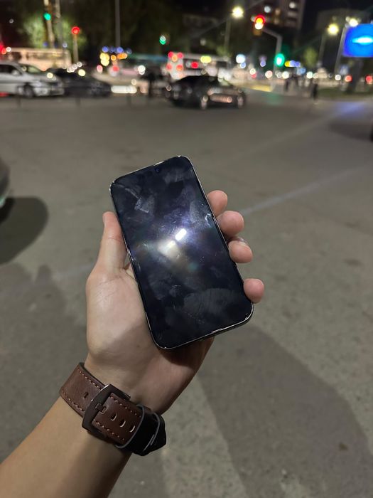 Iphone 15 pro сатылады