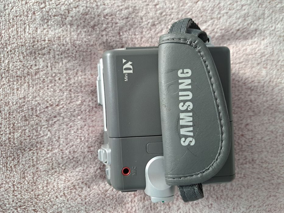 Видеокамера Samsung