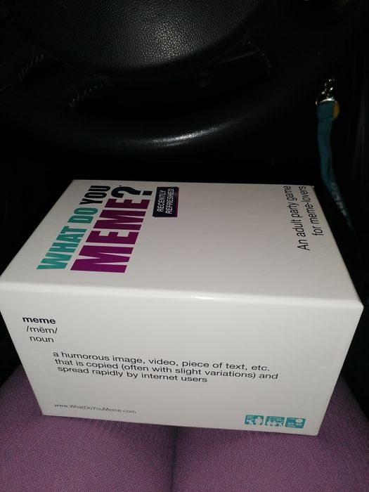 Настолна игра What do you meme