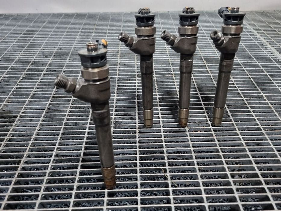Injector Nissan X - Trail T32 1.6 D 2014 - 2017 130CP R9M Euro6 (1495) Diesel 0445110546