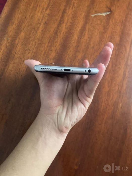 Iphone 6s 16 gb.