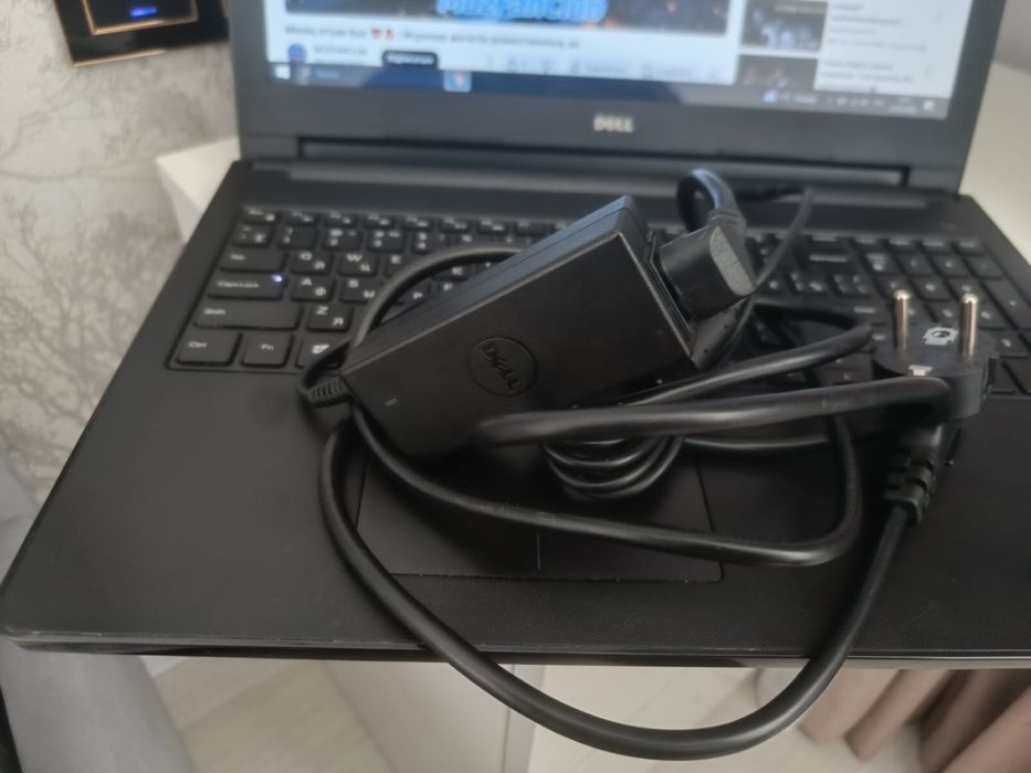 Ноутбук Dell в отличном состоянии