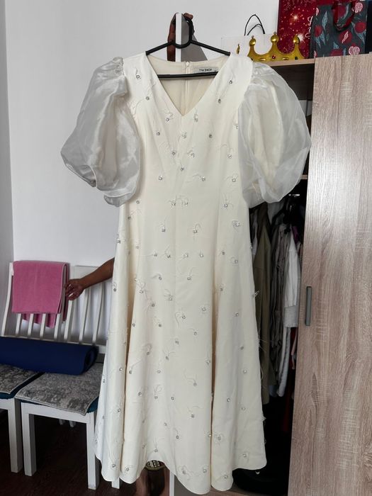 Продается вечерняя платья