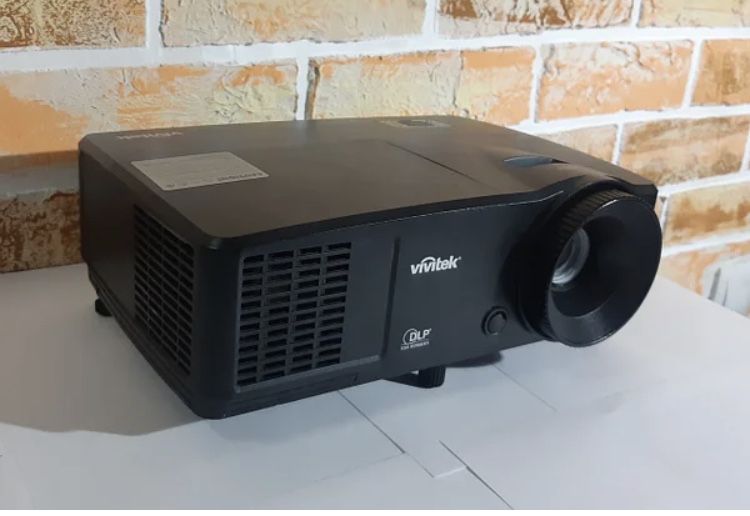 Проектор Vivitek DS234