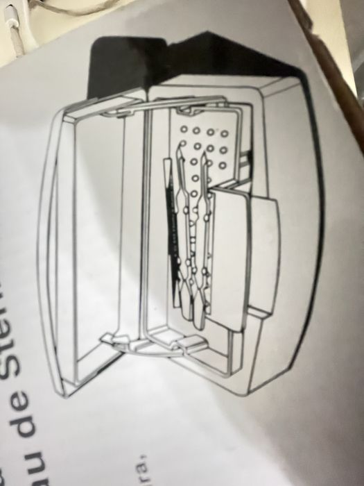 Продам срочно для  маникюра