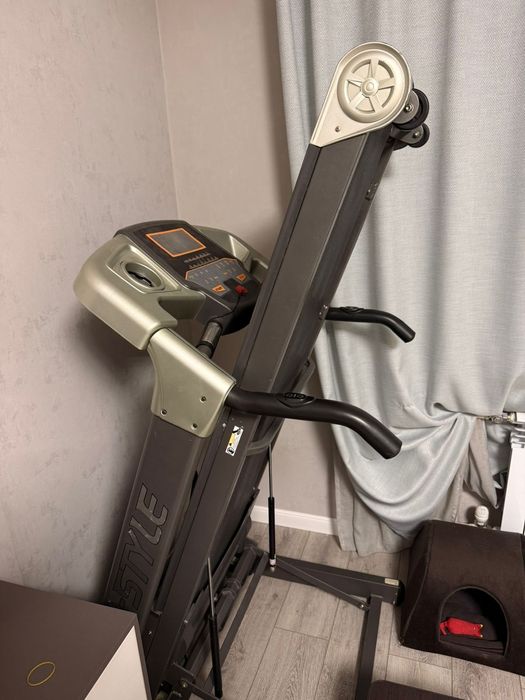 Продам Беговую дорожку