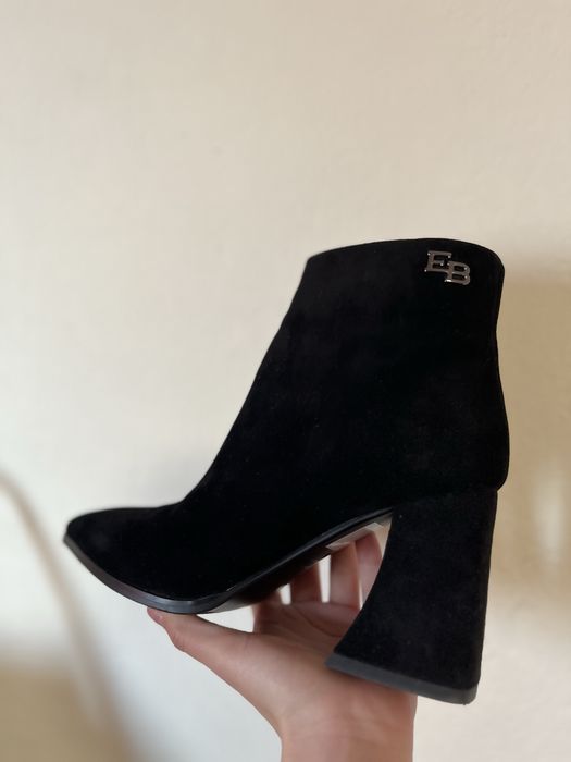 Ghete Enzo Bentini – mărimea 36, purtate de 2 ori!