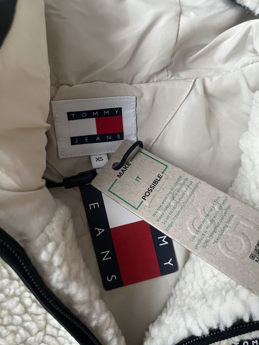 Tommy jeans пухкаво яке!Унисекс!