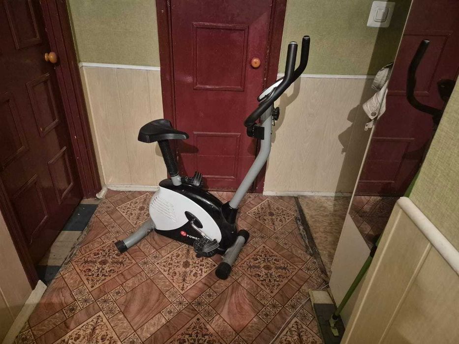 продаю велотренажер