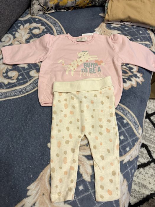 Hainute pentru bebelusi