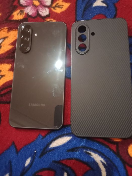 Самсунг а56..128+8. Без каропка.