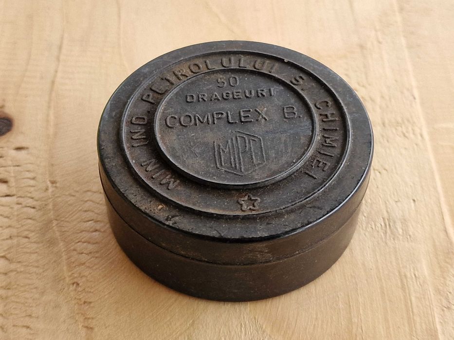 Două Cutiuțe Vechi Românești De Colecție