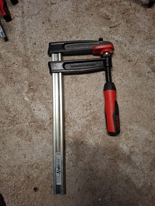 Diferite cleme bessey