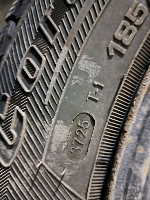 Комплект новой резины с дисками r14