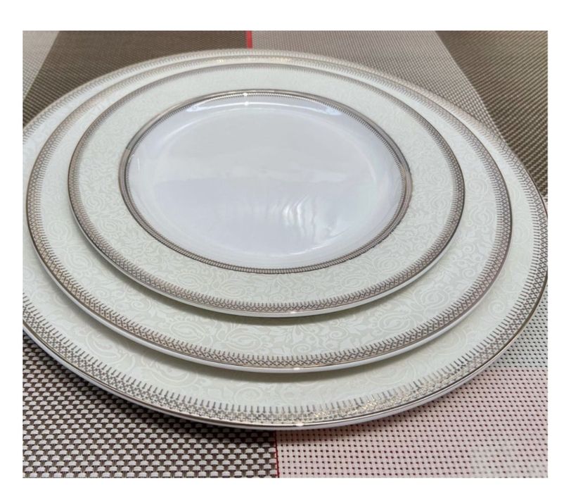 Чайно-столовый сервиз продам дёшево