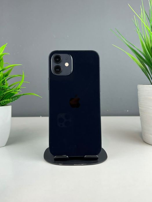 Телефон Apple iPhone 12 64GB