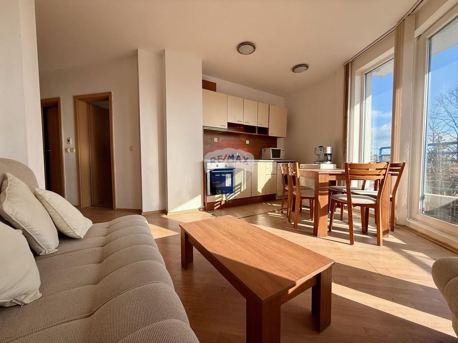 Апартамент с две спални и морска гледка за продажба, гр. Балчик, Я.И.