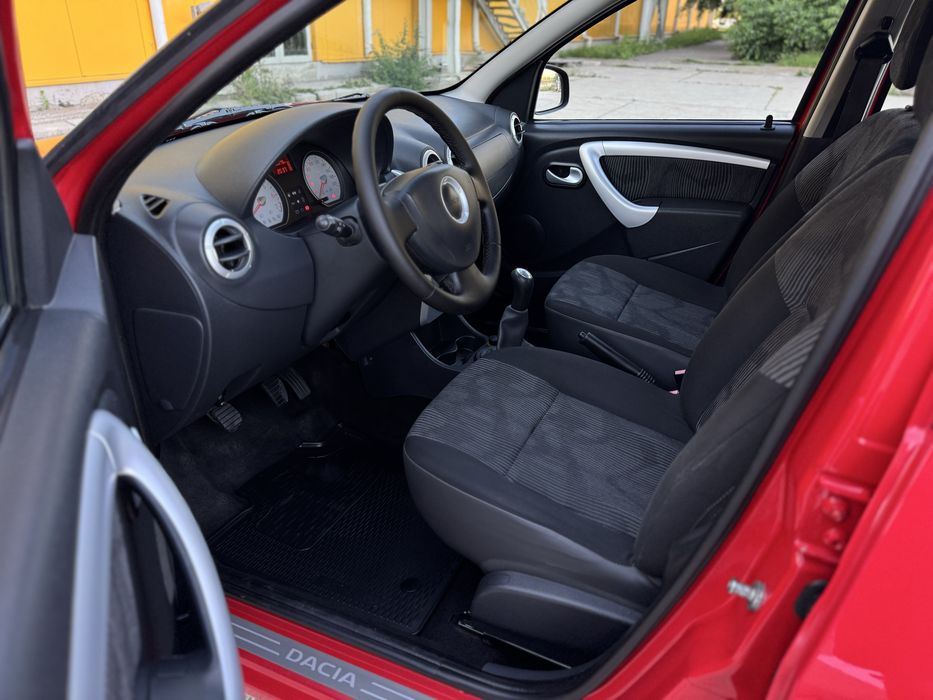 Dacia Sandero 2010 Model Laureate 1.2 Mpi Benzina 75 C.P Import A/C