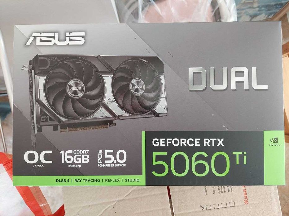 Placă video ASUS GeForce RTX 5060 Ti 16GB, complet nouă