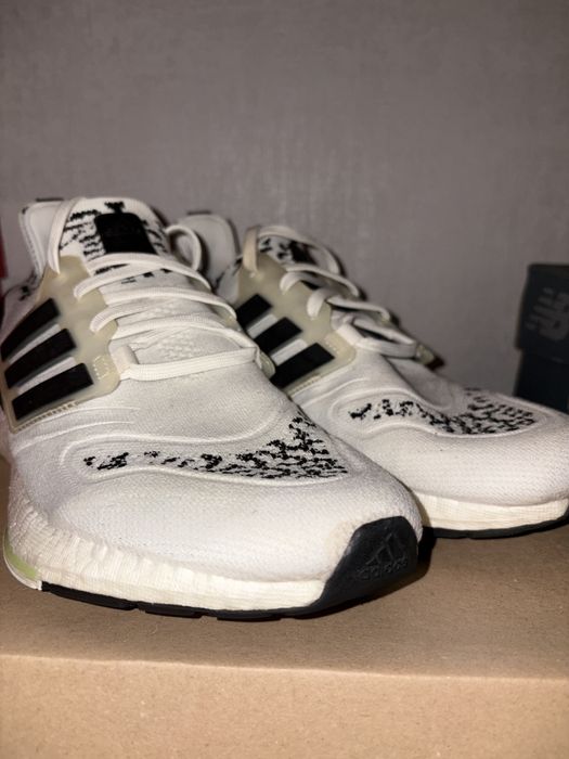 Adidas Ultraboost 22 - Номер 43 1/3
