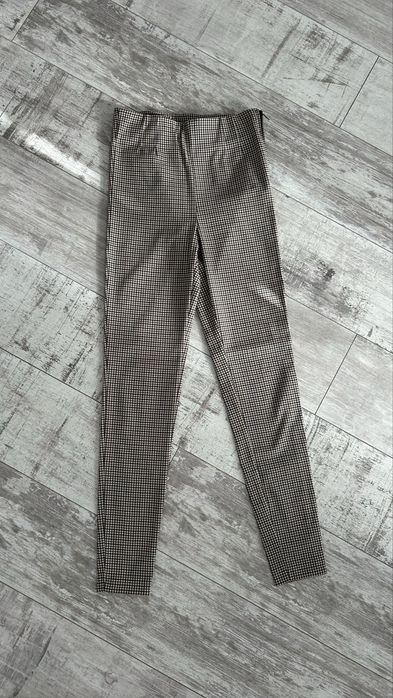 Пола Reseved и панталон Zara