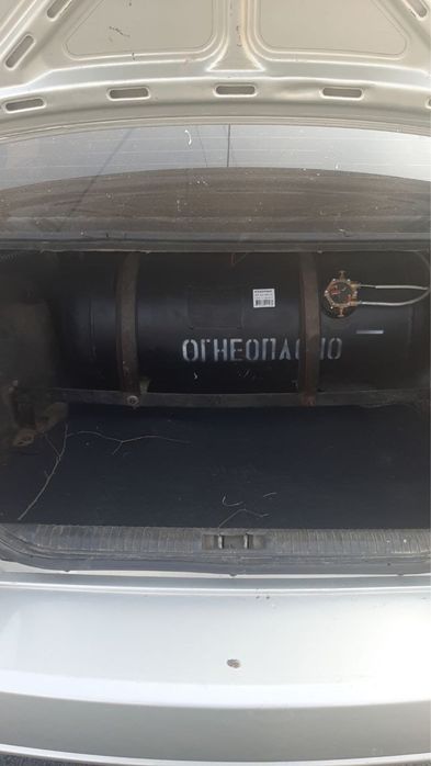 Нексия сотилади 2010 йил прапан гази бор матор килингпн иши йук краск