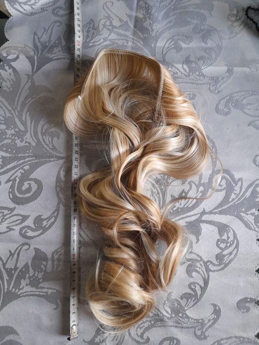 Перука,Треси,опашки от изкуствен косъм