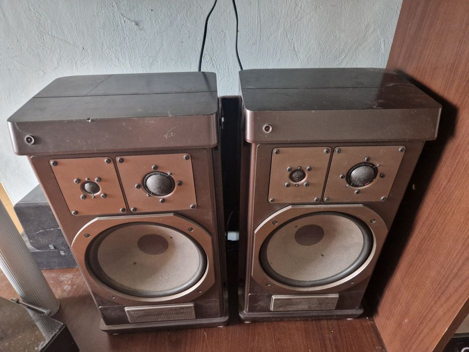 Preamplificator Grundig SXV6000+Grundig boxe active XM1500 2×80W
