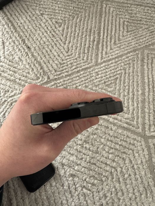 Iphone 14 pro продам