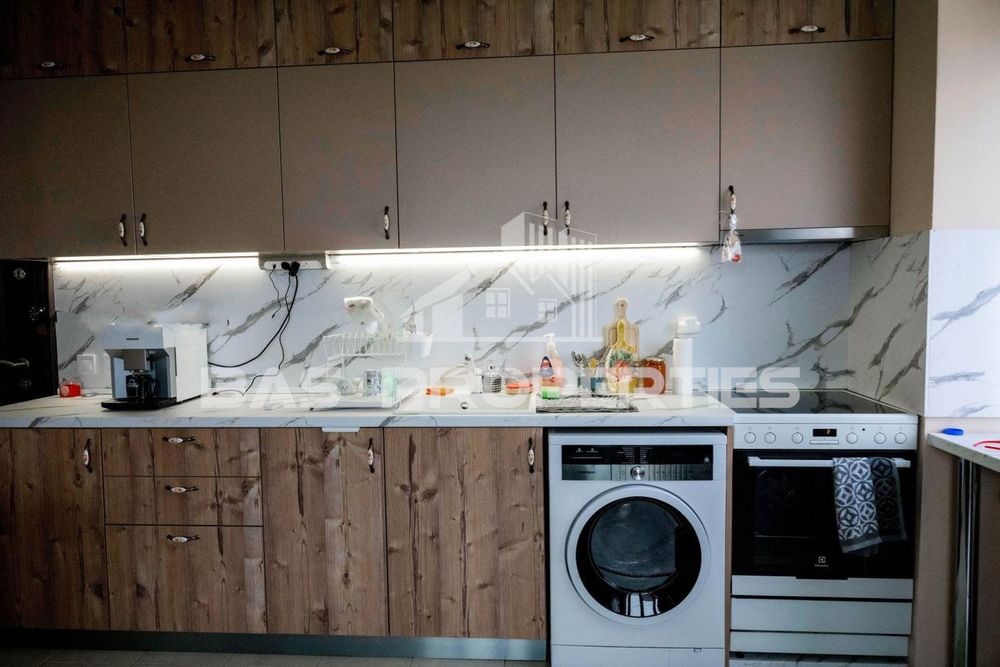 Продава се Двустаен апартамент в София, Света Троица - 64 кв.м за 2144 €/кв.м - Снимка #5