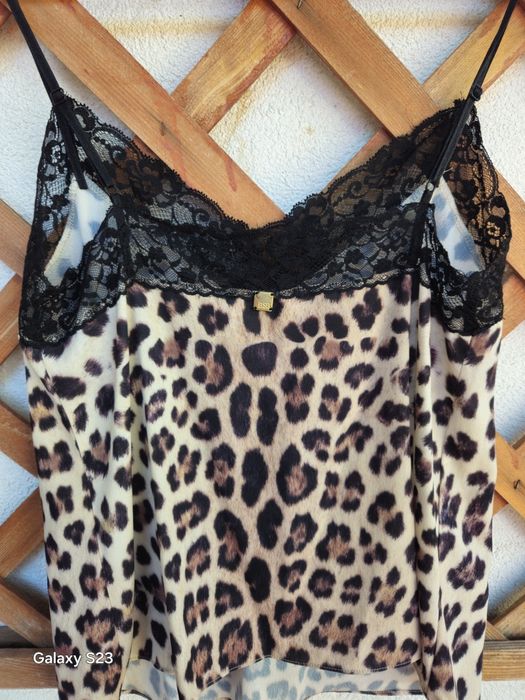 Top ocazie damă, material dantela cu voal