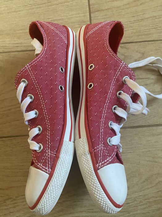 Сандали 20 лв Кецове Converse номер 38 за 40 лв .