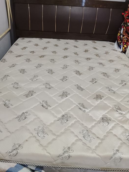 2kishilik divan sotiladi tez va arzon narxda