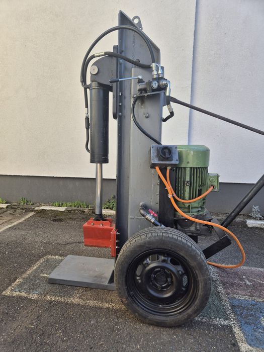 Despicator lemne 30 tone