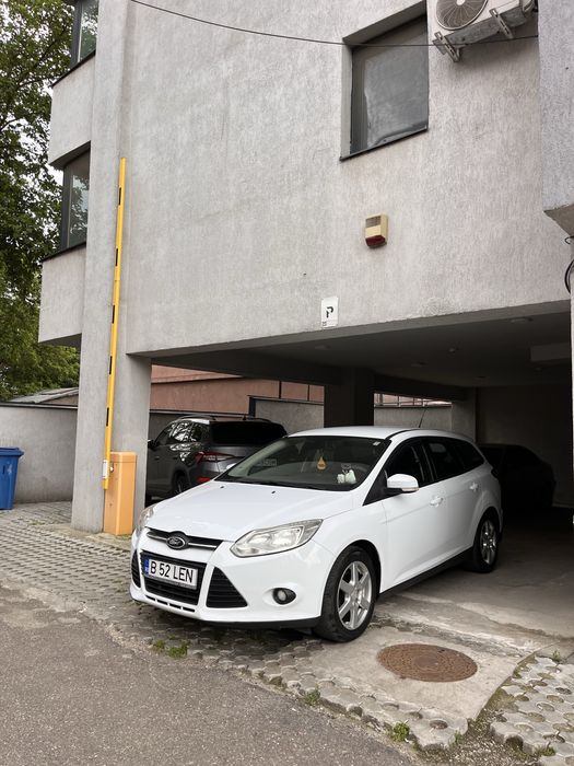 FORD Focus 2012 — imagine 4