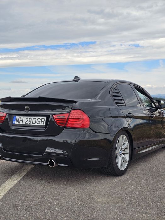 BMW Seria 3 0 — imagine 4