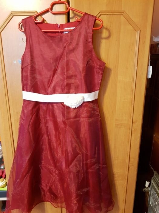 Rochita eleganta fete