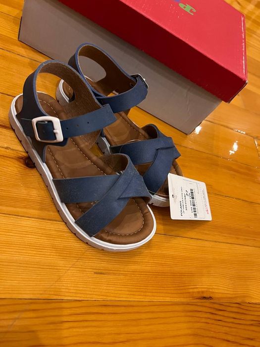 Продается тапочки